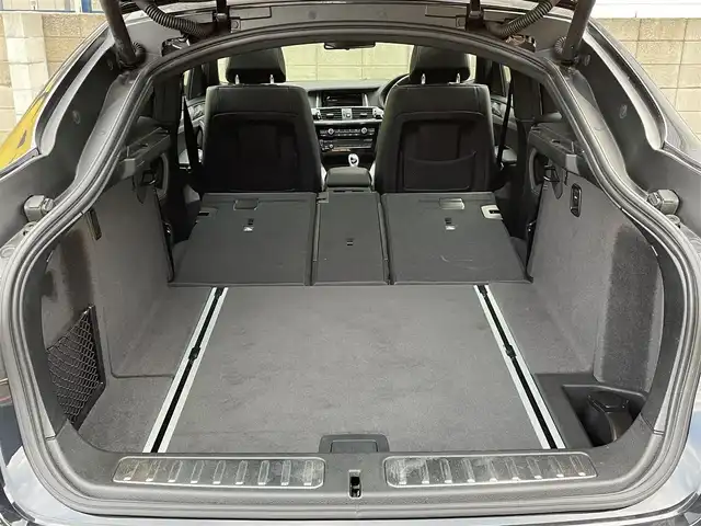 ＢＭＷ Ｘ４ xDrive 28i Mスポーツ 青森県 2017(平29)年 4.3万km カーボンブラックM 純正ナビ/(フルセグTV/CD/DVD/Bluetooth)/アクティブクルーズコントロール/全周囲カメラ/前席シートヒーター/前席パワーシート/前後ドライブレコーダー/パドルシフト/サンルーフ/衝突軽減ブレーキ/レーンキープアシスト/車載機/純正フロアマット/純正アルミホイール/4WD/ダウンヒルアシスト/前後コーナーセンサー/オートライト/スマートキー