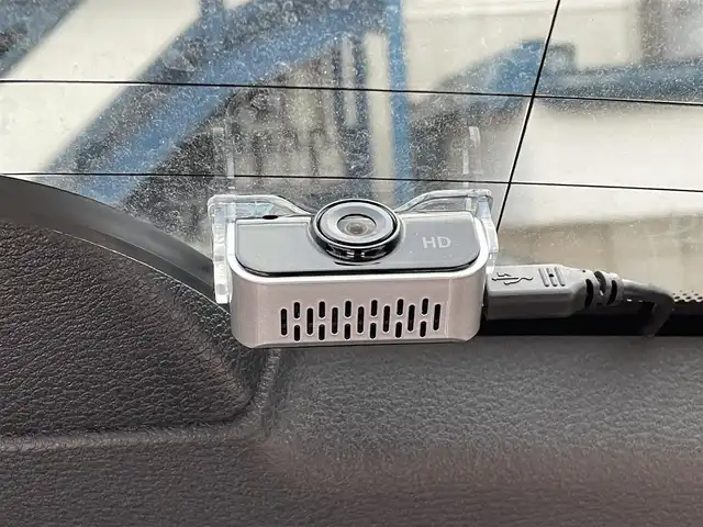 ＢＭＷ Ｘ４ xDrive 28i Mスポーツ 青森県 2017(平29)年 4.3万km カーボンブラックM 純正ナビ/(フルセグTV/CD/DVD/Bluetooth)/アクティブクルーズコントロール/全周囲カメラ/前席シートヒーター/前席パワーシート/前後ドライブレコーダー/パドルシフト/サンルーフ/衝突軽減ブレーキ/レーンキープアシスト/車載機/純正フロアマット/純正アルミホイール/4WD/ダウンヒルアシスト/前後コーナーセンサー/オートライト/スマートキー