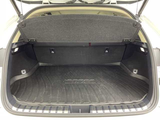 レクサス ＮＸ 300h バージョンL 茨城県 2017(平29)年 4.7万km ソニッククォーツ 後期　パノラマサンルーフ　純正ナビ　フルセグＴＶ　Ｂｌｕｅｔｏｏｔｈ　全方位カメラ　三眼ＬＥＤヘッドランプ　　ブラインドスポットモニター　レーダークルーズコントロール　コーナーセンサー　ＥＴＣ　