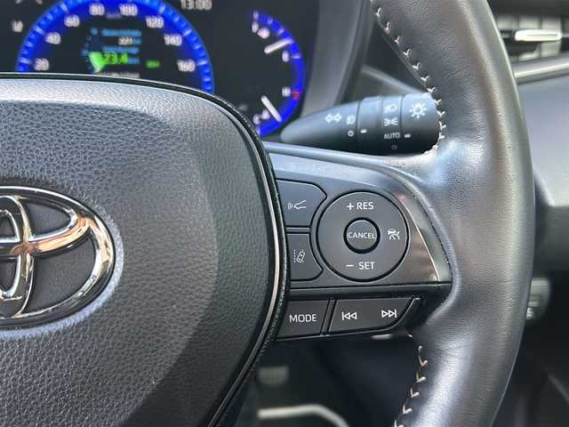 トヨタ カローラツーリング ハイブリッド ダブルバイビー 広島県 2020(令2)年 4.9万km ブラックマイカ 禁煙車/トヨタセーフティセンス/・プリクラッシュセーフティ/・LDA/LTA/・RSA/・オートマチックハイビーム/・レーダークルーズコントロール/・先行車発進お知らせ/BSM/RCTA/クリアランスソナー/純正ディスプレイオーディオ/・ナビ/Bluetooth/USB/Miracast/バックカメラ/革巻きステアリング/ステアリングスイッチ/ステアリングヒーター/オートライト/ハーフレザーシート/シートヒーター/LEDヘッドライト/フォグランプ/電動パーキングブレーキ/オートホールド/スマートキー/プッシュスタート/スペアキー/ドアバイザー/ワイヤレス充電/ETC/純正フロアマット/純正１７インチアルミホイール