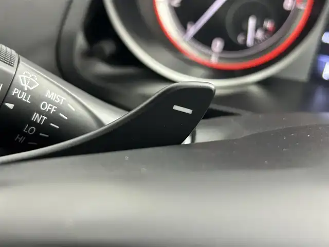 スズキ スイフト HYBRID RS 道央・札幌 2017(平29)年 6.6万km スーパーブラックパール ・４WD/・純正メモリナビ/　CD／DVD／Bluetooth／フルセグ/・全方位モニター/・ETC/・アイドリングストップ/・横滑り防止装置/・盗難防止装置/・前席シートヒーター/・パドルシフト/・ステアリングスイッチ/・USB入力端子/・純正フロアマット/・LEDヘッドライト/・フロントリヤフォグライト/・純正AW16インチ/・トノカバー/・電動格納ウィンカーミラー/・スマートキー/・プッシュスタート/・スペアキー