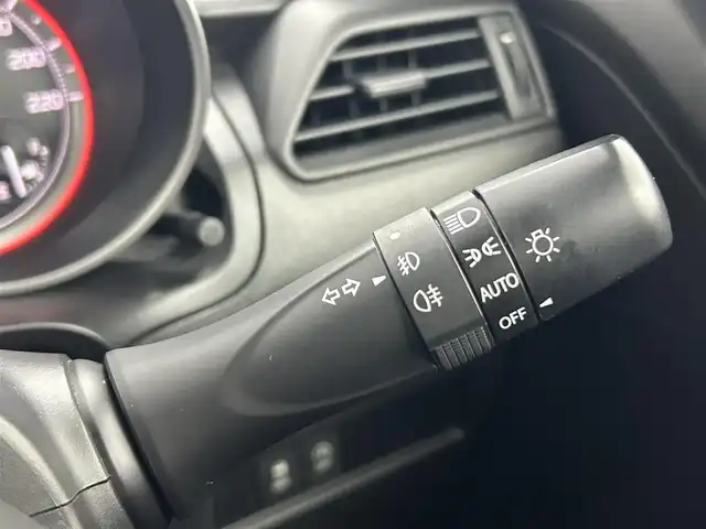 スズキ スイフト HYBRID RS 道央・札幌 2017(平29)年 6.6万km スーパーブラックパール ・４WD/・純正メモリナビ/　CD／DVD／Bluetooth／フルセグ/・全方位モニター/・ETC/・アイドリングストップ/・横滑り防止装置/・盗難防止装置/・前席シートヒーター/・パドルシフト/・ステアリングスイッチ/・USB入力端子/・純正フロアマット/・LEDヘッドライト/・フロントリヤフォグライト/・純正AW16インチ/・トノカバー/・電動格納ウィンカーミラー/・スマートキー/・プッシュスタート/・スペアキー