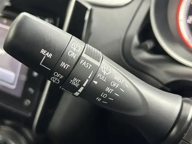 スズキ スイフト HYBRID RS 道央・札幌 2017(平29)年 6.6万km スーパーブラックパール ・４WD/・純正メモリナビ/　CD／DVD／Bluetooth／フルセグ/・全方位モニター/・ETC/・アイドリングストップ/・横滑り防止装置/・盗難防止装置/・前席シートヒーター/・パドルシフト/・ステアリングスイッチ/・USB入力端子/・純正フロアマット/・LEDヘッドライト/・フロントリヤフォグライト/・純正AW16インチ/・トノカバー/・電動格納ウィンカーミラー/・スマートキー/・プッシュスタート/・スペアキー