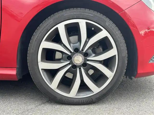 メルセデス・ベンツ Ａ１８０ 愛媛県 2014(平26)年 6.9万km 赤 純正ナビ（Bluetooth/フルセグTV）/バックカメラ/パワーシート/シートメモリー機能/シートヒーター/セレクターレバー/ETC/パドルシフト/ステアリングリモコン/純正フロアマット/純正18インチアルミホイール/ドアバイザー/トノカバー/前後コーナーセンサー/LEDヘッドライト/フォグランプ/スマートキー×２