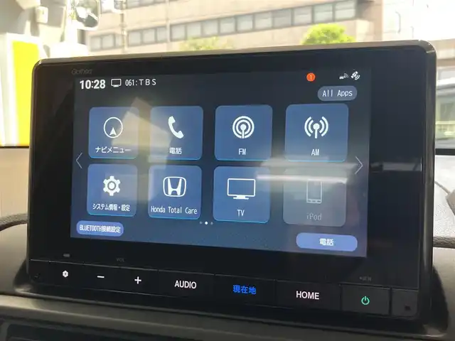 ホンダ ＷＲ－Ｖ Z 東京都 2025(令7)年 0.7万km プラチナホワイトパール ホンダセンシング/●衝突軽減ブレーキ（CMBS）/●先行車発進お知らせ機能/●歩行者事故低減ステアリング/●路外逸脱抑制機能●標識認識機能/●アダプティブクルーズコントロール（ACC）/●車線維持支援システム（LKAS）/●誤発進抑制機能/●後方誤発進抑制機能/●近距離衝突軽減ブレーキ/●急アクセル抑制機能/●パーキングセンサーシステム/●オートハイビーム/純正8インチナビ/バックカメラ/Bluetooth/フルセグテレビ/パドルシフト/スマートキー/コーナーセンサー /ビルトインETC/LEDヘッドライト　フォグランプ/USB端子/ドライブレコーダー前後/ステリングリモコン/ウィンカーミラー/保証書・取扱説明書・スペアキー