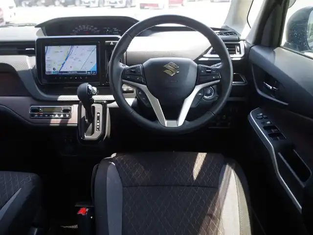スズキ ソリオ バンディット HV MV 千葉県 2023(令5)年 3.4万km スーパーブラックパール デュアルカメラブレーキサポート/ヘッドアップディスプレイ/両側パワースライドドア/前席シートヒーター/純正メモリーナビ/地デジTV/【DVD/CD再生機能　Bluetooth接続】/全方位モニター/革巻きステアリング/ステアリングスイッチ/ETC/LEDヘッドライト/フォグライト/ウインカーミラー/リアコーナーセンサー/純正15インチアルミホイル/サイド/カーテンエアバッグ/携帯リモコン
