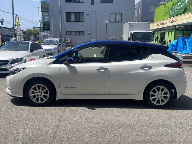 日産 リーフ e+ X 福井県 2019(令1)年 3.8万km ブリリアントホワイトパール/オーロラフレアブルーパール 2トーン 保証書・取説/プッシュスタート/電格ミラー/ステアリングヒーター/ステアリングスイッチ/プリクラッシュ/コーナーセンサー/オートライト/LEDライト/USBポート/前席シートヒーター/純正フロアマット/ビルトインETC/ドラレコ/サマータイヤ4本積み込み（純正AW）