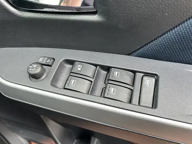 トヨタ ルーミー カスタムG 愛媛県 2021(令3)年 2.2万km ブラックマイカメタリック/ブリリアントカッパークリスタルマイカ 2トーン 純正ナビ/・Bluetooth/・CD/DVD/フルセグTV/全方位カメラ/両側パワースライドドア/ETC/衝突軽減ブレーキ/レーダークルーズコントロール/前後クリアランスソナー/オートライト/オートマチックハイビーム/ＬＥＤヘッドライト/プッシュスタート/スマートキー/スペアキー/純正14インチAW/純正フロアマット