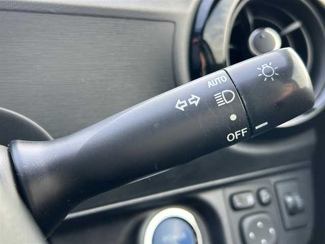 トヨタ アクア S スタイルブラック 福岡県 2017(平29)年 4万km ブラックマイカ ・純正ナビ（フルセグ/Bluetooth/DVD）/・バックカメラ/・純正ドライブレコーダー/・ETC/・横滑り防止装置/・レーンキープアシスト/・衝突被害軽減システム/・車両接近通報装置/・オートマチックハイビーム/・ナノイー/・D/N席シートヒーター/・電動格納ミラー/・純正エアロ（フロント・サイド・リア）/・ISOFIX/・ハンドル車載