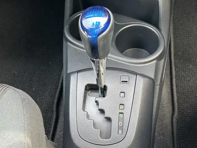 トヨタ アクア S スタイルブラック 福岡県 2017(平29)年 4万km ブラックマイカ ・純正ナビ（フルセグ/Bluetooth/DVD）/・バックカメラ/・純正ドライブレコーダー/・ETC/・横滑り防止装置/・レーンキープアシスト/・衝突被害軽減システム/・車両接近通報装置/・オートマチックハイビーム/・ナノイー/・D/N席シートヒーター/・電動格納ミラー/・純正エアロ（フロント・サイド・リア）/・ISOFIX/・ハンドル車載