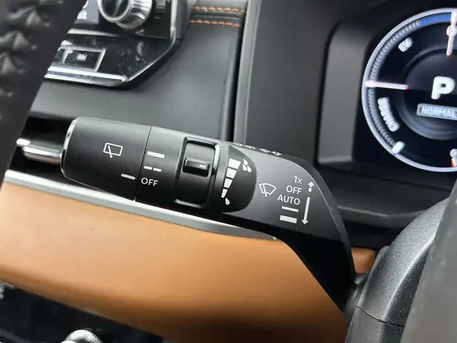 三菱 アウトランダー ＰＨＥＶ P 埼玉県 2022(令4)年 4.6万km チタニウムグレーメタリック 4WD/急速充電/純正ナビ/（フルセグTV/Bluetooth/アンドロイドオート/AM/FM）/全方位カメラ/レーダークルーズコントロール/前方衝突防止支援/踏み間違い衝突防止アシスト/コーナーセンサー/パワーバックドア /AC1500W/BOSEサウンド/レザーシート/パワーシート、シートメモリ/シートヒーター/ハンドルヒーター/オートLEDヘッドライト/ヘッドアップディスプレイ/前後ドライブレコーダーDH5-S/ETC2.0/スマートキー/プッシュスタート/純正フロアマット/純正２０インチアルミホイール