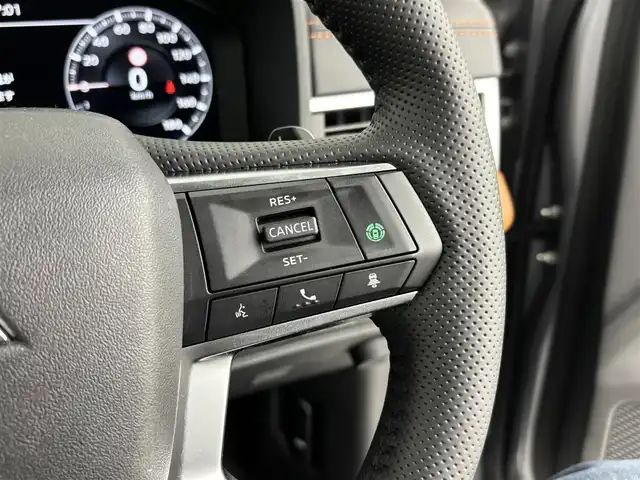 三菱 アウトランダー ＰＨＥＶ P 埼玉県 2022(令4)年 4.6万km チタニウムグレーメタリック 4WD/急速充電/純正ナビ/（フルセグTV/Bluetooth/アンドロイドオート/AM/FM）/全方位カメラ/レーダークルーズコントロール/前方衝突防止支援/踏み間違い衝突防止アシスト/コーナーセンサー/パワーバックドア /AC1500W/BOSEサウンド/レザーシート/パワーシート、シートメモリ/シートヒーター/ハンドルヒーター/オートLEDヘッドライト/ヘッドアップディスプレイ/前後ドライブレコーダーDH5-S/ETC2.0/スマートキー/プッシュスタート/純正フロアマット/純正２０インチアルミホイール