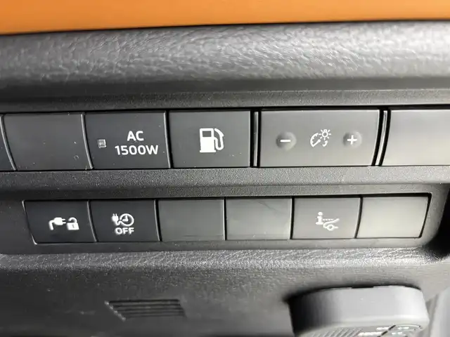 三菱 アウトランダー ＰＨＥＶ P 埼玉県 2022(令4)年 4.6万km チタニウムグレーメタリック 4WD/急速充電/純正ナビ/（フルセグTV/Bluetooth/アンドロイドオート/AM/FM）/全方位カメラ/レーダークルーズコントロール/前方衝突防止支援/踏み間違い衝突防止アシスト/コーナーセンサー/パワーバックドア /AC1500W/BOSEサウンド/レザーシート/パワーシート、シートメモリ/シートヒーター/ハンドルヒーター/オートLEDヘッドライト/ヘッドアップディスプレイ/前後ドライブレコーダーDH5-S/ETC2.0/スマートキー/プッシュスタート/純正フロアマット/純正２０インチアルミホイール