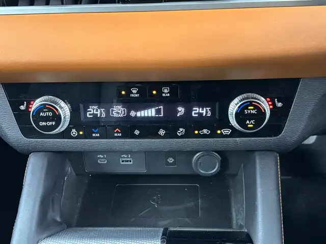 三菱 アウトランダー ＰＨＥＶ P 埼玉県 2022(令4)年 4.6万km チタニウムグレーメタリック 4WD/急速充電/純正ナビ/（フルセグTV/Bluetooth/アンドロイドオート/AM/FM）/全方位カメラ/レーダークルーズコントロール/前方衝突防止支援/踏み間違い衝突防止アシスト/コーナーセンサー/パワーバックドア /AC1500W/BOSEサウンド/レザーシート/パワーシート、シートメモリ/シートヒーター/ハンドルヒーター/オートLEDヘッドライト/ヘッドアップディスプレイ/前後ドライブレコーダーDH5-S/ETC2.0/スマートキー/プッシュスタート/純正フロアマット/純正２０インチアルミホイール