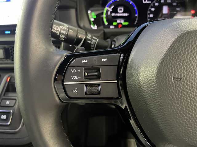 ホンダ ステップワゴン スパーダ eHEV プレミアムライン 千葉県 2022(令4)年 1.7万km クリスタルブラックパール 純正11.4インチHonda CONNECTナビ/(CD/DVD/BT/フルセグTV/HDMI)/純正15.6インチ後席モニター/全方位カメラ/衝突被害軽減システム/レーンキープアシスト/両側パワースライドドア/電動リアゲート/レーダークルーズコントロール/パドルシフト/電子パーキングブレーキ/オートホールドスイッチ/ブラインドスポットモニター/ハーフレザーシート/シートヒーター(前席、2列目)/リアサンシェード/リアオートエアコン/オットマン/ビルドインETC/LEDヘッドライト/オートライト/純正前後ドライブレコーダー/ドアバイザー/純正フロアマット/純正17インチAW/スペアキー/取扱説明書/新車時保証書