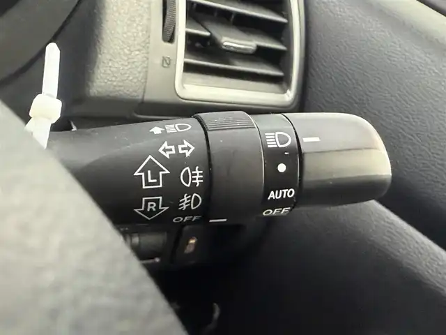 スバル レヴォーグ 1．6GT アイサイト 愛知県 2015(平27)年 9.9万km ラピスブルーP 4WD/純正ディーラーオプション8インチナビ/　　・CD/DVD/BT/フルセグTV/バックカメラ/サイドカメラ（左側）/純正ドライブレコーダー/ETC/ステアリングリモコン/パドルシフト/MTモード/パワーシート（D席）/LEDヘッドライト/フロントフォグランプ/リヤフォグランプ/純正17インチアルミホイール/BSM/アイサイト/アドバンスドセーフティパッケージ/　　・スバルリヤビークルディテクション/取扱説明書/保証書/スペアキー