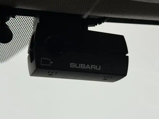 スバル レヴォーグ 1．6GT アイサイト 愛知県 2015(平27)年 9.9万km ラピスブルーP 4WD/純正ディーラーオプション8インチナビ/　　・CD/DVD/BT/フルセグTV/バックカメラ/サイドカメラ（左側）/純正ドライブレコーダー/ETC/ステアリングリモコン/パドルシフト/MTモード/パワーシート（D席）/LEDヘッドライト/フロントフォグランプ/リヤフォグランプ/純正17インチアルミホイール/BSM/アイサイト/アドバンスドセーフティパッケージ/　　・スバルリヤビークルディテクション/取扱説明書/保証書/スペアキー