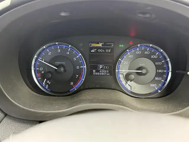 スバル レヴォーグ 1．6GT アイサイト 愛知県 2015(平27)年 9.9万km ラピスブルーP 4WD/純正ディーラーオプション8インチナビ/　　・CD/DVD/BT/フルセグTV/バックカメラ/サイドカメラ（左側）/純正ドライブレコーダー/ETC/ステアリングリモコン/パドルシフト/MTモード/パワーシート（D席）/LEDヘッドライト/フロントフォグランプ/リヤフォグランプ/純正17インチアルミホイール/BSM/アイサイト/アドバンスドセーフティパッケージ/　　・スバルリヤビークルディテクション/取扱説明書/保証書/スペアキー