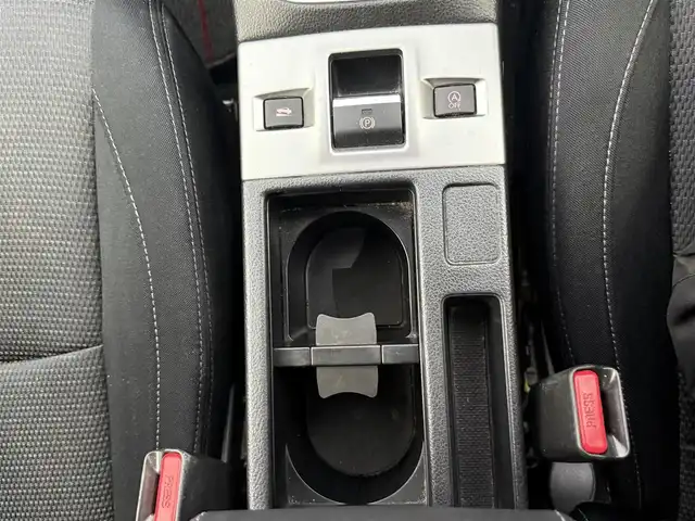 スバル レヴォーグ 1．6GT アイサイト 愛知県 2015(平27)年 9.9万km ラピスブルーP 4WD/純正ディーラーオプション8インチナビ/　　・CD/DVD/BT/フルセグTV/バックカメラ/サイドカメラ（左側）/純正ドライブレコーダー/ETC/ステアリングリモコン/パドルシフト/MTモード/パワーシート（D席）/LEDヘッドライト/フロントフォグランプ/リヤフォグランプ/純正17インチアルミホイール/BSM/アイサイト/アドバンスドセーフティパッケージ/　　・スバルリヤビークルディテクション/取扱説明書/保証書/スペアキー