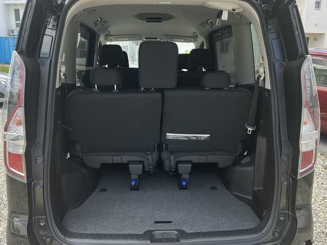 日産 セレナ ハイウェイスター V 沖縄県 2020(令2)年 7.6万km ダイヤモンドブラック 県外仕入/禁煙車/純正ナビ　フルセグＴＶ　Bluetooth DVD・Blu-ray再生可/両側パワースライドドア　/プロパイロット　/バックカメラ 全方位カメラ　/前方ドライブレコーダー　/ブラインドスポットモニター/パーキングアシスト/リアロールサンシェード　/ＬＥＤヘッドライト/オートライト/革巻きステアリング/ステアリングスイッチ/電動サイドブレーキ/オートホールド/ウインカードアミラー/スマートキー