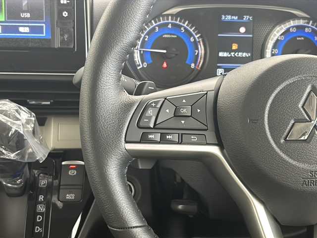 三菱 デリカミニ T プレミアム 秋田県 2025(令7)年 0.1千km ナチュラルアイボリーメタリック ４ＷＤ/ワンオーナー/純正ディスプレイオーディオ/　(Bluetooth/USB/AppleCarPlay/AndroidAuto)/全方位カメラ/マイパイロット/　(レーダークルーズコントロール/車線維持支援）/両側パワースライドドア/ハンズフリースライドドア/ステアリングヒーター/シートヒーター（D/N席)/パドルシフト/オートブレーキホールド/デジタルインナーミラー/スマートキー/スペアキー/サイドデカール/取扱説明書/保証書