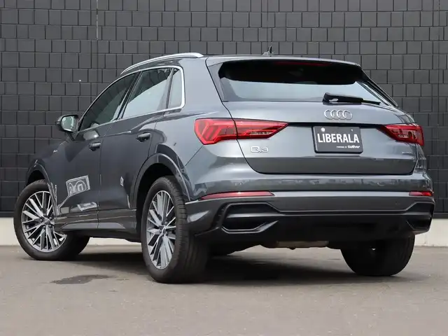 アウディ Ｑ３ 35TDIクワトロ Sライン 宮城県 2020(令2)年 2.6万km デイトナグレーパールエフェクト 純正MMIナビ【ＢＴ／フルセグＴＶ】/ワンオーナー　/プラスパッケージ/アシスタンスパッケージ/ベーシックパッケージ/ブラックレザーシート　/３６０°カメラ　/ドライブレコーダー　/アンビエントライト　/シートヒーター/パワーシート/ワイヤレス充電　/純正１９インチＡＷ　/アダプティブクルーズコントロール/パーキングアシスト/ルーフレール/オートホールド/リアクロストラフィックアシスト/パドルシフト/純正フロアマット/ダウンヒルアシストコントロール/ETC2.0/LEDヘッドライト/禁煙車