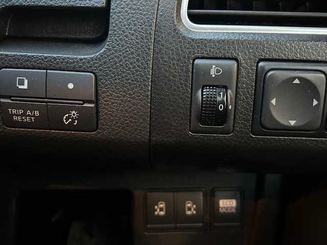 日産 セレナ ハイウェイS G Sハイブリッド 宮城県 2013(平25)年 16.8万km エターナルスノーホワイト 登録時走行距離167401km/SDナビ/バックカメラ/純正アルミホイール/ETC