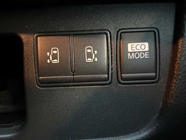 日産 セレナ ハイウェイS G Sハイブリッド 宮城県 2013(平25)年 16.8万km エターナルスノーホワイト 登録時走行距離167401km/SDナビ/バックカメラ/純正アルミホイール/ETC