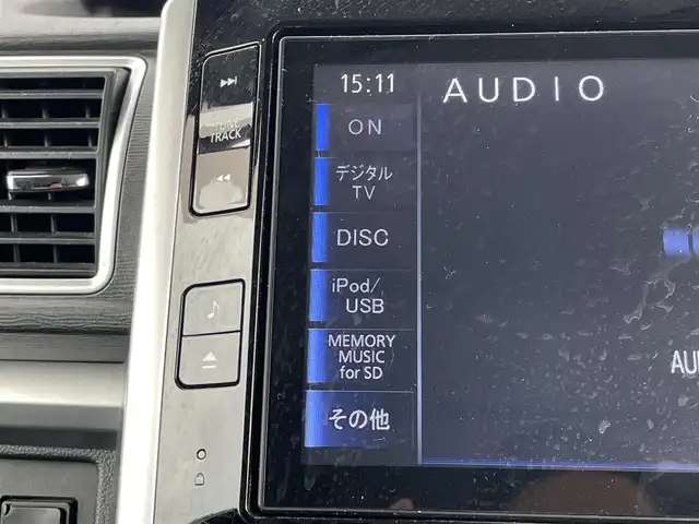 ダイハツ タント カスタム X 埼玉県 2015(平27)年 9.2万km パールホワイトⅢ (株)IDOMが運営する【じしゃロン川越店】の自社ローン専用車両になります。こちらは現金またはオートローンご利用時の価格です。自社ローンご希望の方は別途その旨お申付け下さい/純正９インチナビ　NSZN-W65DB/フルセグ/CD/DVD/Bluetooth/AM/FM/片側パワースライドドア/HIDヘッドライト/フォグ/社外１５インチアルミホイール/純正１５インチアルミホイール車載有り/ウインカーミラー/リアロールシェード/ETC/ドアバイザー/保証書