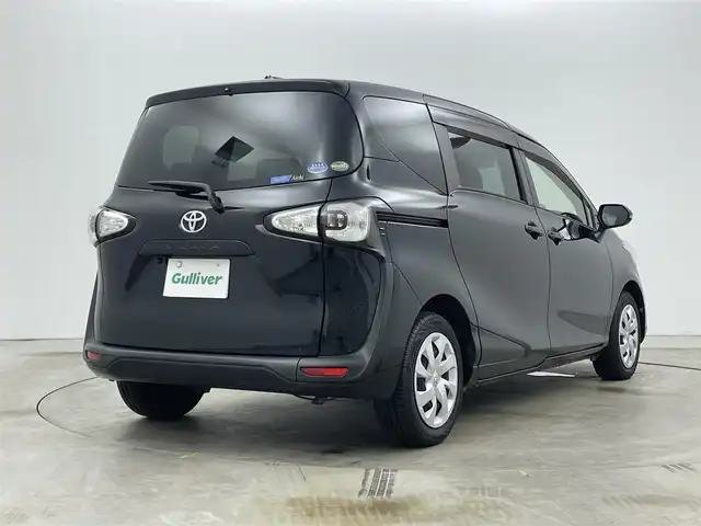 トヨタ シエンタ G 岡山県 2015(平27)年 8.3万km ブラックマイカ 純正SDナビ/型番：NSZT-W64/（CD/DVD/TV/BT)/バックカメラ/フリップダウンモニター/両側パワースライドドア/衝突軽減ブレーキ/レーンキープアシスト/オートハイビーム/ドライブレコーダー/ビルトインETC/純正フロアマット/純正ドアバイザー/スマートキー
