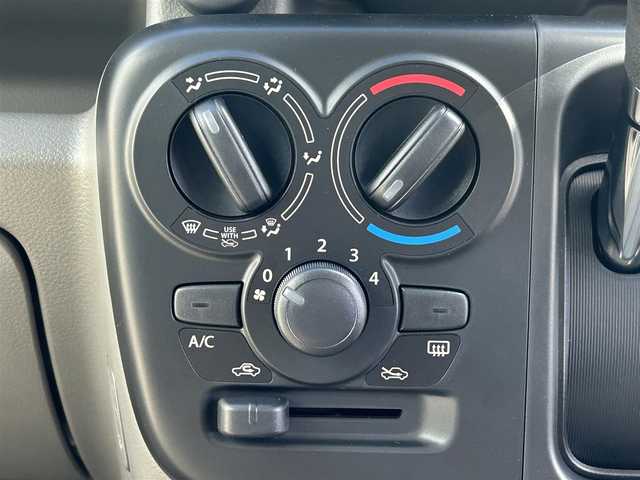 スズキ エブリイ PA リミテッド 愛媛県 2025(令7)年 0.1千km スペリアホワイト 登録時走行距離:5km/ＡＣ/ハロゲンヘッドライト/アイドリングストップ/横滑り防止装置/盗難防止装置/衝突軽減システム/後方コーナーセンサー/ABS/パワステ/パワーウィンドウ/エアバッグ/スマートキー/スペアキー