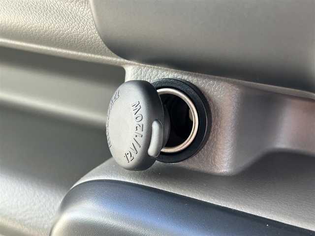 スズキ エブリイ PA リミテッド 愛媛県 2025(令7)年 0.1千km スペリアホワイト 登録時走行距離:5km/ＡＣ/ハロゲンヘッドライト/アイドリングストップ/横滑り防止装置/盗難防止装置/衝突軽減システム/後方コーナーセンサー/ABS/パワステ/パワーウィンドウ/エアバッグ/スマートキー/スペアキー