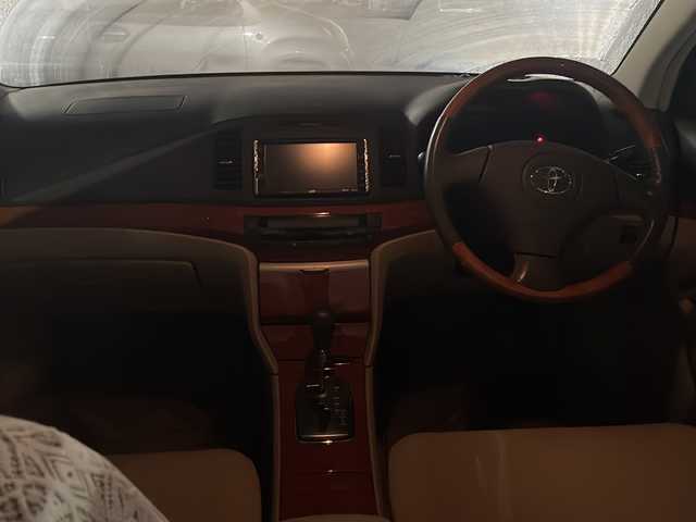 トヨタ プレミオ X EXパッケージ 山形県 2006(平18)年 1.6万km シルバーM ４WD/社外HDDナビ/（AM/FM/TV/CD/DVD/SD/AUX)/純正AW/純正フロアマット/オートライト/ドアバイザー/電動格納ミラー/キセノンランプ/フォグランプ