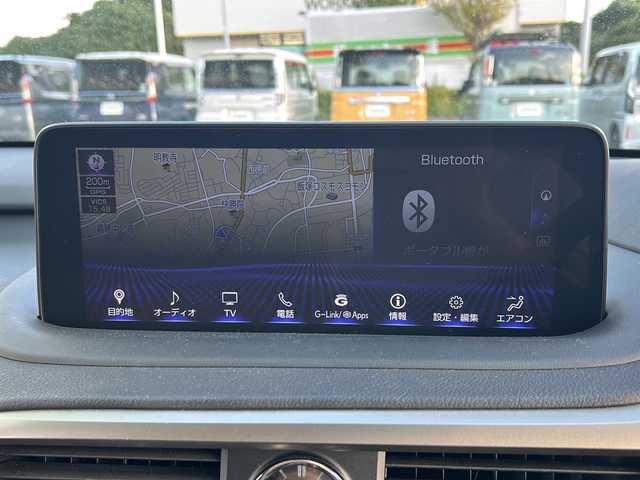 レクサス ＲＸ 300 Fスポーツ 福岡県 2019(令1)年 2.9万km ホワイトノーヴァガラスフレーク 純正12.3インチナビ/（AM/FM/CD/DVD/SD/USB/BT/AUX/フルセグ）/レーダークルーズコントロール/前後コーナーセンサー/レーンキープアシスト/衝突軽減ブレーキ/ロードサインアシスト/ヘッドアップディスプレイ/レーントレーシングアシスト/ブラインドスポットモニター/ETC2.0/バック+サイドカメラ/電動リアゲート/前後ドライブレコーダー/オートライト/オートハイビーム/LEDヘッドライト/フォグランプ/電動パーキングブレーキ/オートホールド/置くだけ充電/社外レーダー/ヒートステアリング/レザーシート/D+N席パワーシート/D+N席シートヒーター/エアシート/D席メモリーシート/純正22インチアルミホイール/パドルシフト/エアロ（F/S/R）/純正フロアマット/100V電源/後席サンシェード/カードキー付き/保証書・記録簿