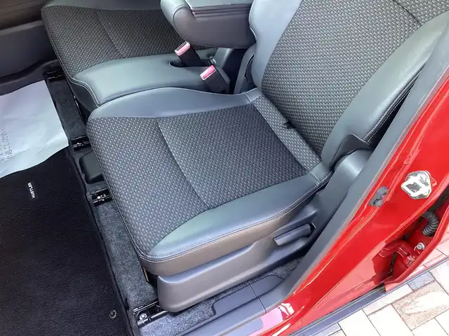 スズキ ハスラー Jスタイル Ⅱ 三重県 2017(平29)年 2.4万km フェニックスレッドパール/ブルーイッシュブラックパール 衝突軽減ブレーキ/ストラーダナビ/TV/Bluetooth/ディスチャージヘッドライト/LEDフォグライト/スマートキー/プッシュスタート/ハーフレザーシート/シートヒーター/純正15インチアルミ