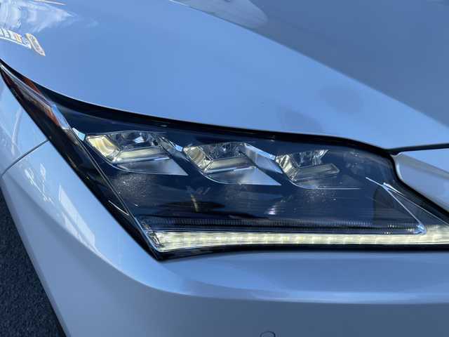 レクサス ＲＸ 450h バージョンL 神奈川県 2019(平31)年 4.8万km ソニッククォーツ プッシュスタート/スマートキー２本/カードキー１個/ビルトインETC2.0/純正SDナビ/AM/FM/DISC/Bluetooth接続/地デジTV/前ドライブレコーダー/クリアランスソナー/プリクラッシュ/レーダークルーズコントロール/アラウンドビューモニター/ブラインドスポットモニター/横滑り防止装置/車線逸脱防止装置/前席パワーシート/前席シートクーラー/全席シートヒーター/ステアリングヒーター/パワーバックドア/オートライト/オートハイビーム/LEDライト/フォグライト/電動格納ミラー