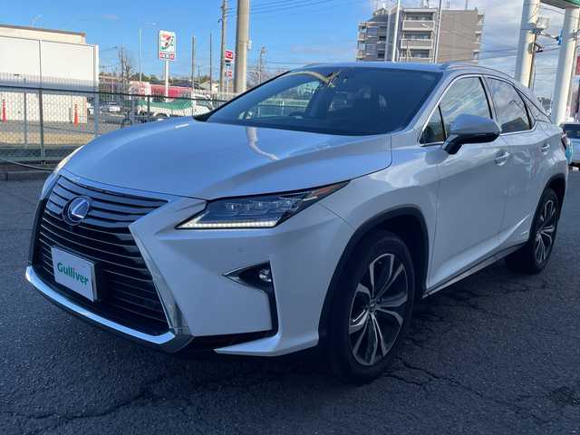 レクサス ＲＸ 450h バージョンL 神奈川県 2019(平31)年 4.8万km ソニッククォーツ プッシュスタート/スマートキー２本/カードキー１個/ビルトインETC2.0/純正SDナビ/AM/FM/DISC/Bluetooth接続/地デジTV/前ドライブレコーダー/クリアランスソナー/プリクラッシュ/レーダークルーズコントロール/アラウンドビューモニター/ブラインドスポットモニター/横滑り防止装置/車線逸脱防止装置/前席パワーシート/前席シートクーラー/全席シートヒーター/ステアリングヒーター/パワーバックドア/オートライト/オートハイビーム/LEDライト/フォグライト/電動格納ミラー