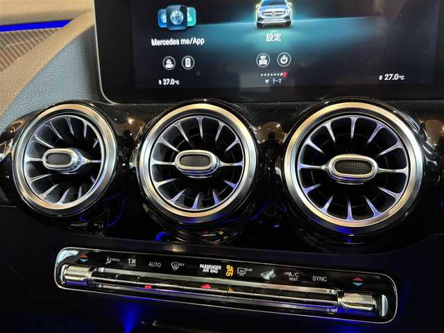 メルセデス・ベンツ ＧＬＡ２００ｄ 4マチック AMGライン 宮城県 2020(令2)年 3万km ポーラホワイト レーダーセーフティＰＫＧ　/ナビゲーションＰＫＧ　/パノラミックスライディングルーフ　/３６０°カメラ　/シートヒーター　/ＬＥＤヘッドライト　/キーレスゴー　/パワーバックドア　/アンビエントライト　/ワンオーナー