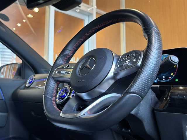 メルセデス・ベンツ ＧＬＡ２００ｄ 4マチック AMGライン 宮城県 2020(令2)年 3万km ポーラホワイト レーダーセーフティＰＫＧ　/ナビゲーションＰＫＧ　/パノラミックスライディングルーフ　/３６０°カメラ　/シートヒーター　/ＬＥＤヘッドライト　/キーレスゴー　/パワーバックドア　/アンビエントライト　/ワンオーナー