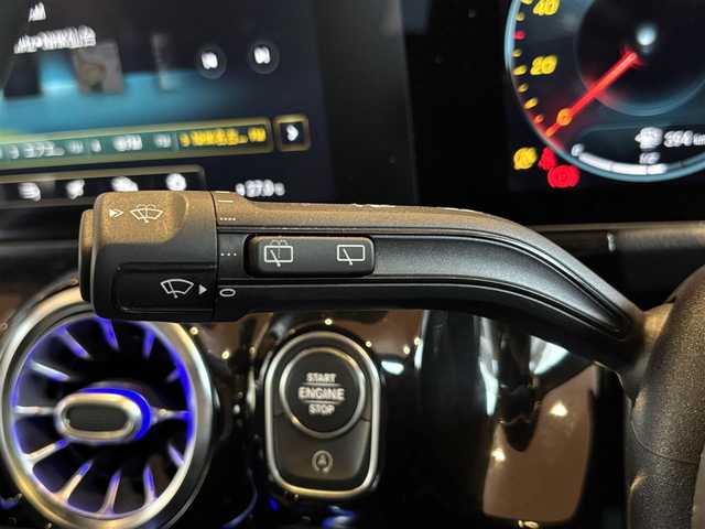 メルセデス・ベンツ ＧＬＡ２００ｄ 4マチック AMGライン 宮城県 2020(令2)年 3万km ポーラホワイト レーダーセーフティＰＫＧ　/ナビゲーションＰＫＧ　/パノラミックスライディングルーフ　/３６０°カメラ　/シートヒーター　/ＬＥＤヘッドライト　/キーレスゴー　/パワーバックドア　/アンビエントライト　/ワンオーナー
