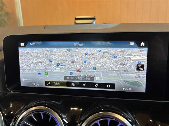メルセデス・ベンツ ＧＬＡ２００ｄ 4マチック AMGライン 宮城県 2020(令2)年 3万km ポーラホワイト レーダーセーフティＰＫＧ　/ナビゲーションＰＫＧ　/パノラミックスライディングルーフ　/３６０°カメラ　/シートヒーター　/ＬＥＤヘッドライト　/キーレスゴー　/パワーバックドア　/アンビエントライト　/ワンオーナー