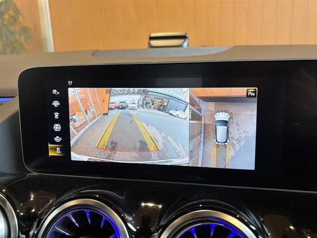 メルセデス・ベンツ ＧＬＡ２００ｄ 4マチック AMGライン 宮城県 2020(令2)年 3万km ポーラホワイト レーダーセーフティＰＫＧ　/ナビゲーションＰＫＧ　/パノラミックスライディングルーフ　/３６０°カメラ　/シートヒーター　/ＬＥＤヘッドライト　/キーレスゴー　/パワーバックドア　/アンビエントライト　/ワンオーナー
