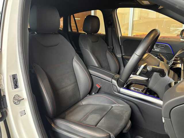 メルセデス・ベンツ ＧＬＡ２００ｄ 4マチック AMGライン 宮城県 2020(令2)年 3万km ポーラホワイト レーダーセーフティＰＫＧ　/ナビゲーションＰＫＧ　/パノラミックスライディングルーフ　/３６０°カメラ　/シートヒーター　/ＬＥＤヘッドライト　/キーレスゴー　/パワーバックドア　/アンビエントライト　/ワンオーナー