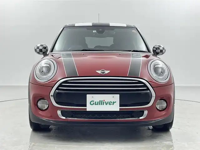 ＭＩＮＩ ＢＭＷ ミニ クーパー 福井県 2016(平28)年 2.8万km 赤Ⅱ 純正ナビ/　Bluetooth/CD/AUX/バックカメラ/コーナーセンサー/プッシュスタート/スマートキー/ACC/LEDライト/純正ETCミラー/純正フロアマット/MTモード/ステアリングスイッチ/アイドリングストップ/ヘッドアップディスプレイ/オプション17インチAW