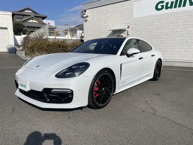 ポルシェ パナメーラ GTS 神奈川県 2019(令1)年 3.3万km パール