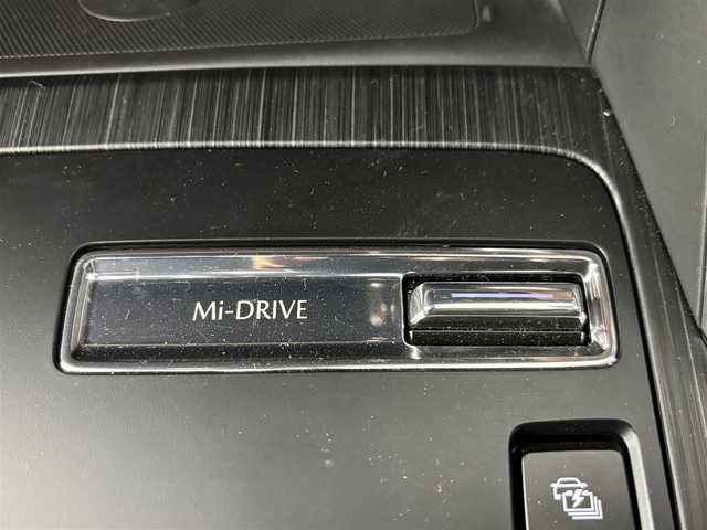 マツダ ＣＸ－６０ ＰＨＥＶ プレミアムスポーツ 佐賀県 2023(令5)年 2.3万km パール パノラマサンルーフ/純正ナビ（AM/FM/BT/フルセグTV）/全方位カメラ/BSM/デジタルインナー/ドライブレコーダー/ETC/ハンドルヒーター/全席シートヒーター/前席エアシート/シートメモリー/純正アルミホイール/純正フロアマット/パワーバックドア/テレビキャンセラー