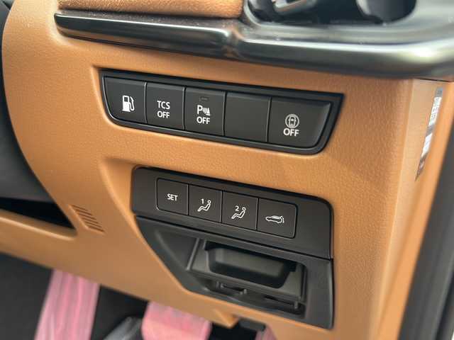 マツダ ＣＸ－６０ ＰＨＥＶ プレミアムスポーツ 佐賀県 2023(令5)年 2.4万km ロジウムホワイトプレミアムメタリック /パノラマサンルーフ//純正12.3インチナビ//AM/FM/Bluetooth/HDMI/USB/フルセグTV//TVキャンセラー//全周囲カメラ//ブラインドスポットモニター//デジタルインナーミラー//茶革レザーシート//全席シートヒーター//前席エアシート//パワーバックドア//ドライブレコーダー//ビルトインETC//ハンドルヒーター//シートメモリー//純正20インチアルミホイール//純正フロアマット