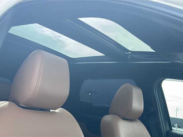 マツダ ＣＸ－６０ ＰＨＥＶ プレミアムスポーツ 佐賀県 2023(令5)年 2.4万km ロジウムホワイトプレミアムメタリック /パノラマサンルーフ//純正12.3インチナビ//AM/FM/Bluetooth/HDMI/USB/フルセグTV//TVキャンセラー//全周囲カメラ//ブラインドスポットモニター//デジタルインナーミラー//茶革レザーシート//全席シートヒーター//前席エアシート//パワーバックドア//ドライブレコーダー//ビルトインETC//ハンドルヒーター//シートメモリー//純正20インチアルミホイール//純正フロアマット