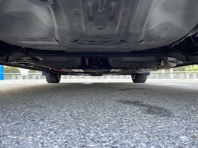 ホンダ フィット e:HEVネス 山口県 2020(令2)年 1.7万km ミッドナイトブルービームM 純正９インチSDナビ/　AM/FM/SD/Bluetooth/フルセグテレビ/ビルトインETC/前後ドライブレコーダー/バックカメラ/プッシュスタート/アイドリングストップ/電動パーキングブレーキ/オートマチックハイビーム/純正LEDヘッドライト/純正16インチアルミホイール/コーナーセンサー/ホンダセンシング/　衝突軽減ブレーキ/　先行者発進お知らせ機能/　路外逸脱抑制機能/　追従機能付きアダプティブクルーズコントロール/　車線維持支援システム/USB端子/ドアバイザー/純正フロアマット/電動格納ウィンカーミラー/　