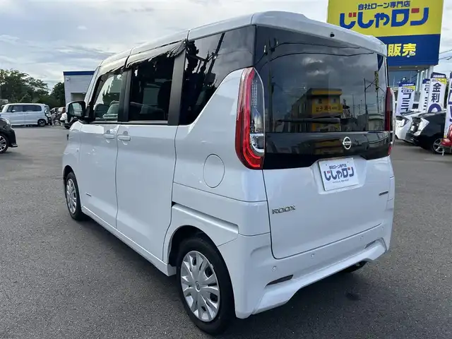 日産 ルークス S 和歌山県 2023(令5)年 2.4万km ホワイトパール (株)IDOMが運営する【じしゃロン和歌山店】の自社ローン専用車両になります。こちらは現金またはオートローンご利用時の価格です。自社ローンご希望の方は別途その旨お申付け下さい/社外ナビ　/（フルセグＴＶ/Ｂｌｕｅｔｏｏｔｈ/CD/DVD/AM/FM)　/社外ＥＴＣ　/ベンチシート　/標識認識システム　/レーンキープアシスト　/電動格納ミラー　/両側スライドドア　/オートライト　/スペアキー有　/保証書　/取扱説明書